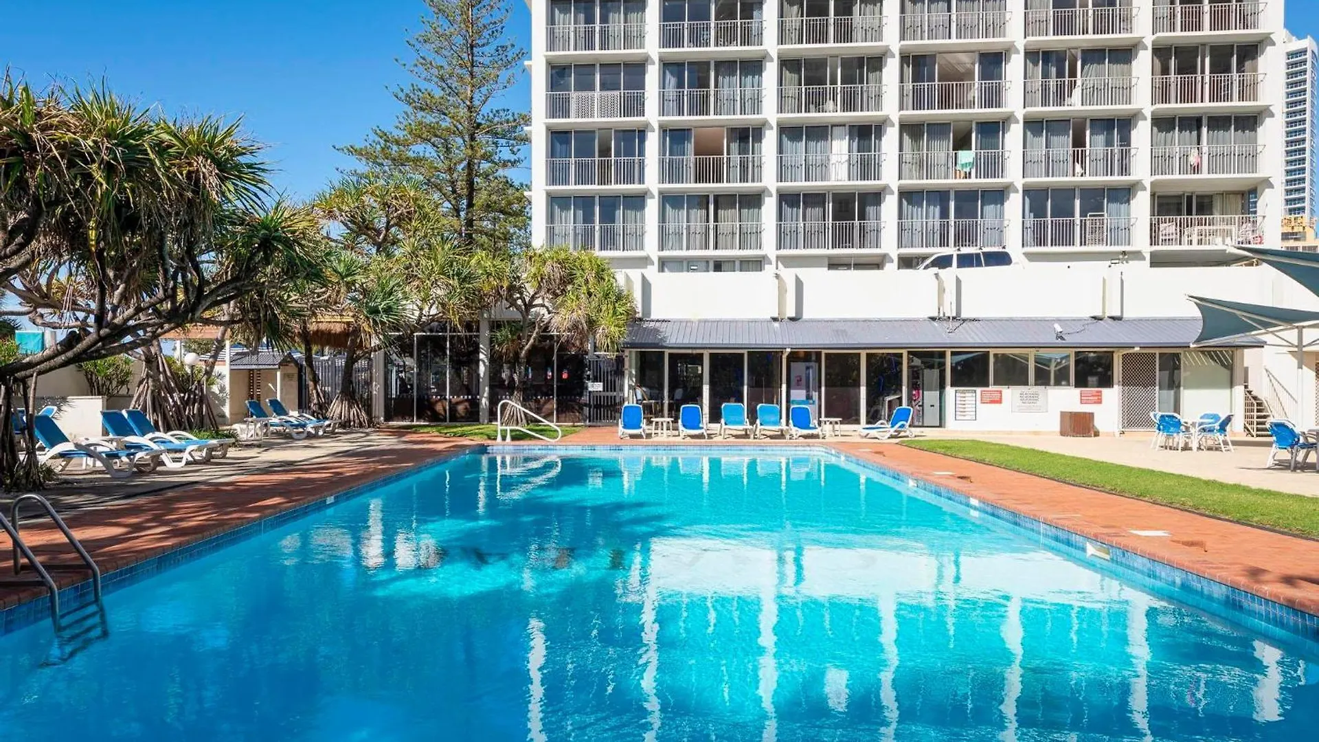 Boho Oceanview Apartment Gold Coast