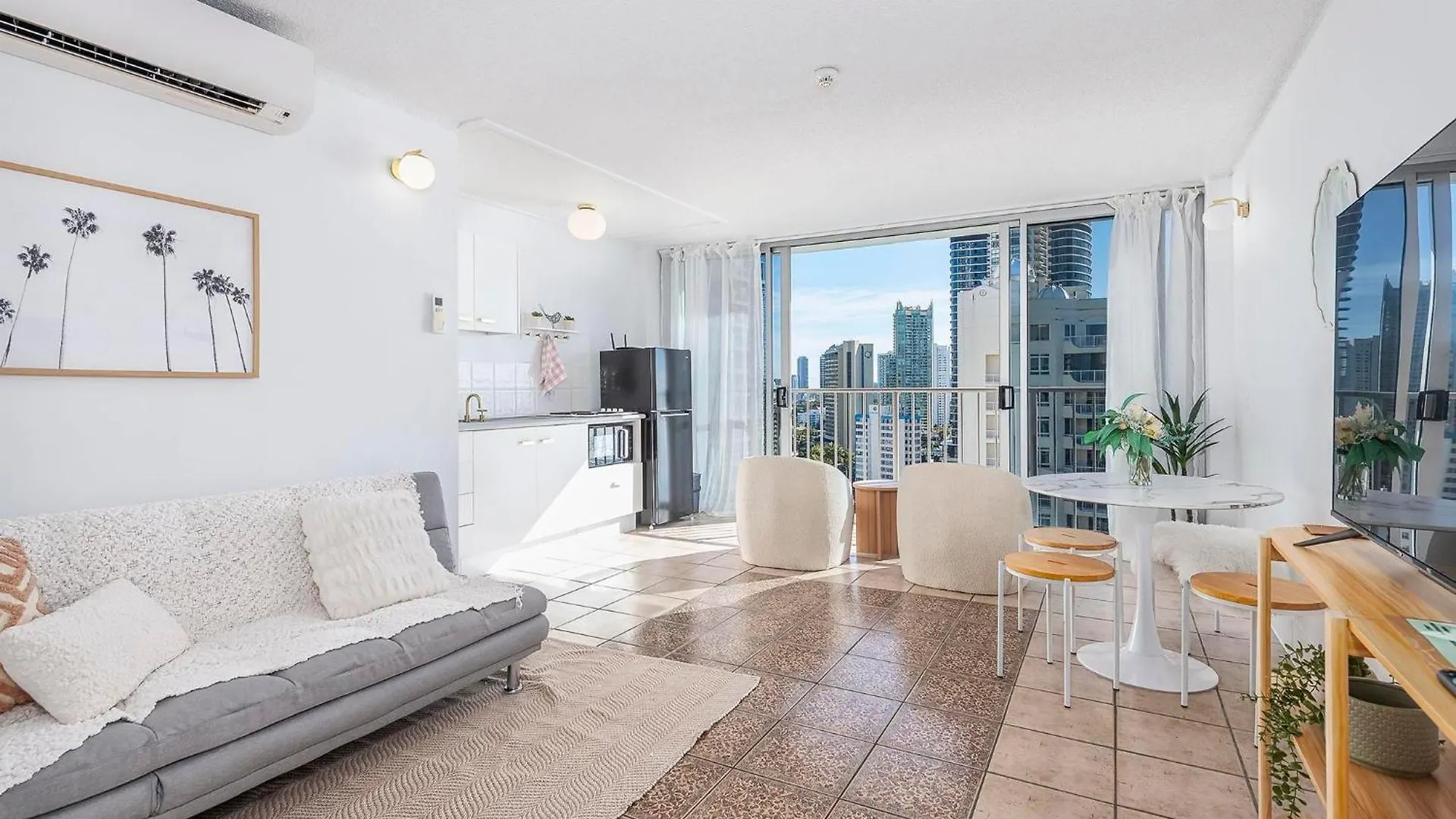 Boho Oceanview Apartment Gold Coast